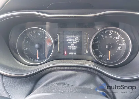 2020 Jeep Cherokee Latitude Plus 4X4 z USA, uszkodzony, nr VIN 1C4PJMLB5LD651461